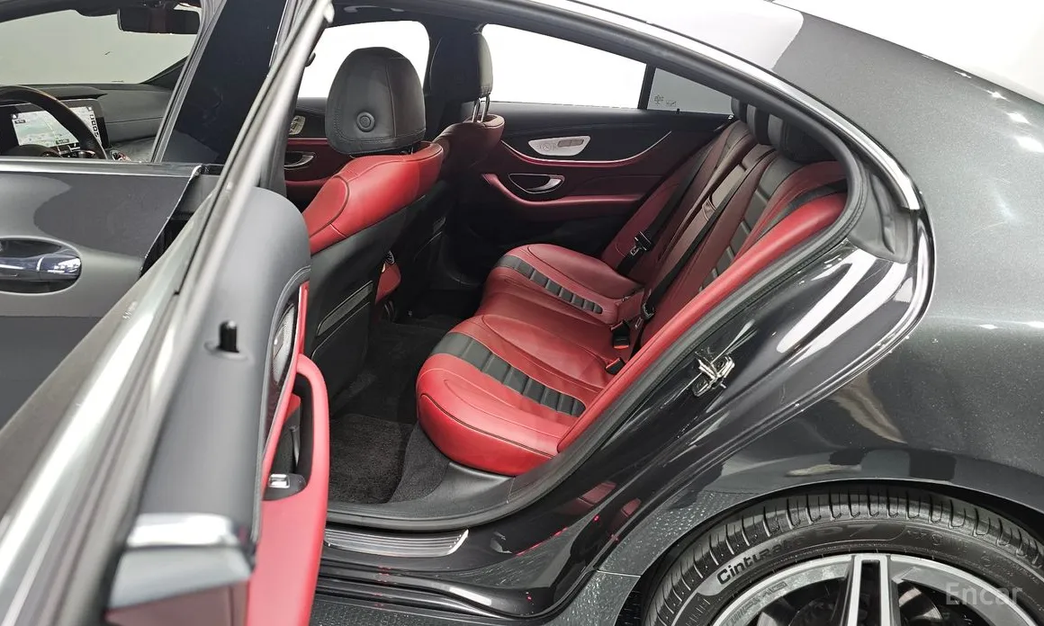 Фото 11 - Mercedes-Benz CLS-Class