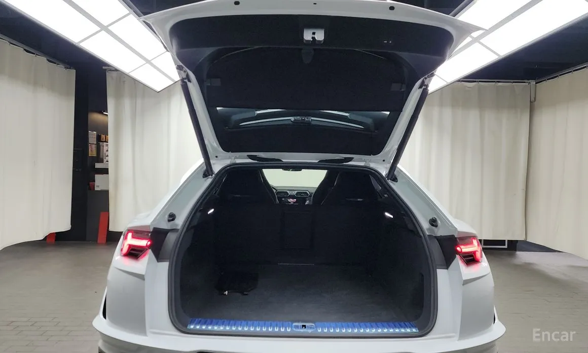 Фото 20 - Lamborghini Urus