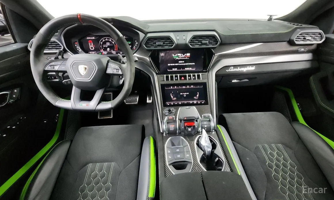 Фото 7 - Lamborghini Urus