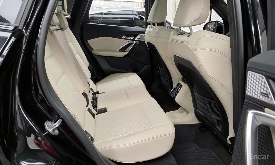 Фото 12 - BMW X1