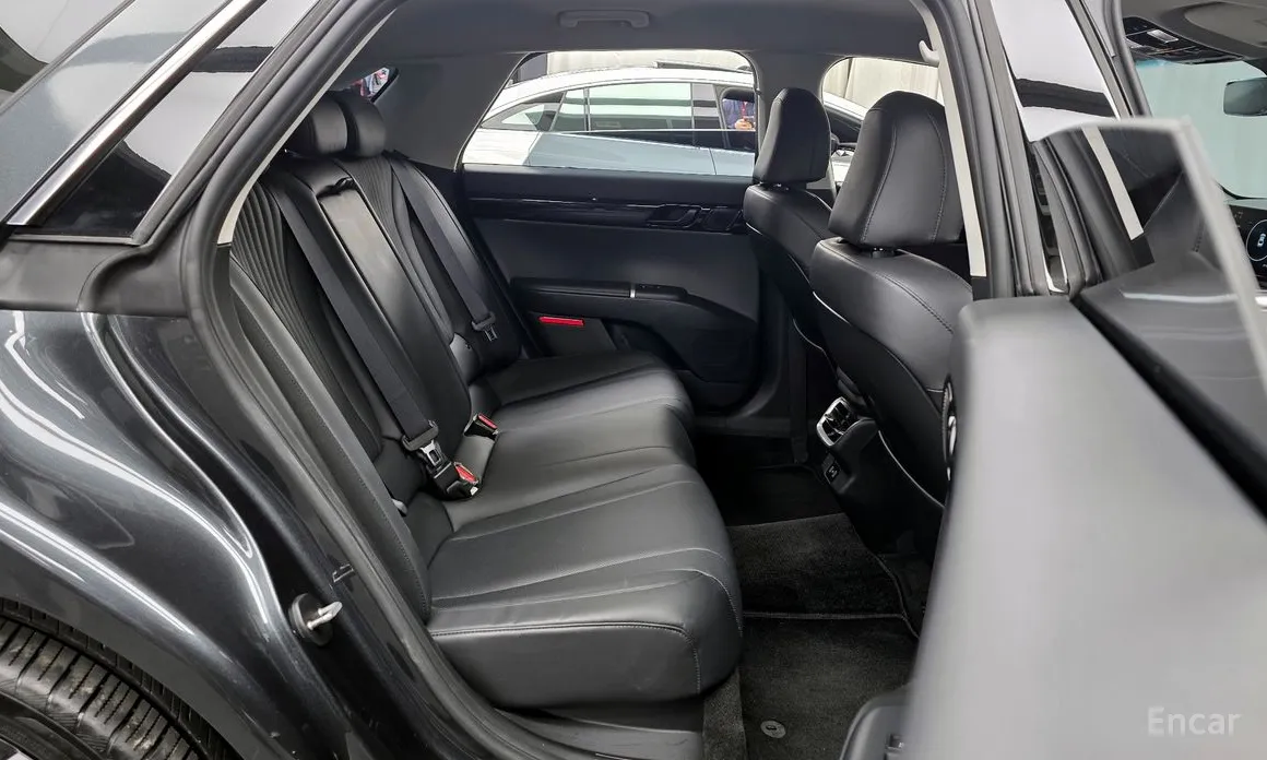 Фото 12 - Hyundai Grandeur