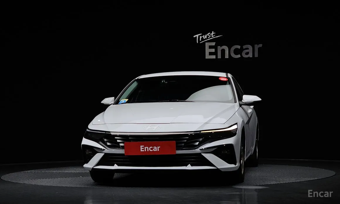 Фото 3 - Hyundai Avante