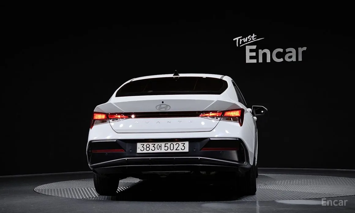 Фото 4 - Hyundai Avante