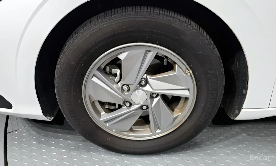 Фото 5 - Hyundai Avante