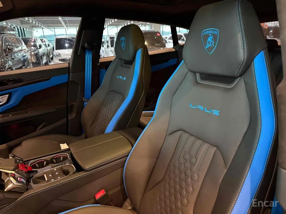 Фото 7 - Lamborghini Urus