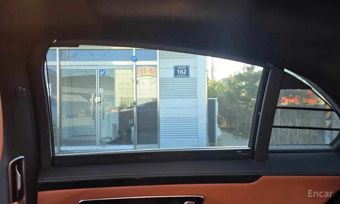 Фото 10 - Mercedes-Benz S-Class