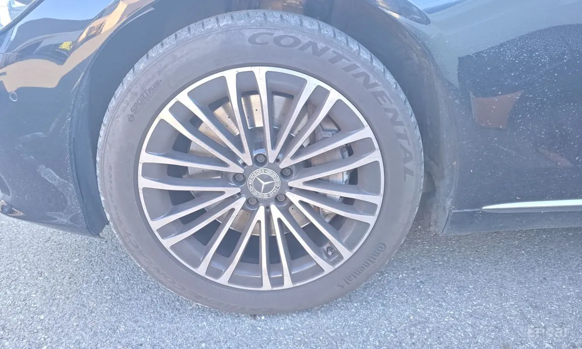 Фото 16 - Mercedes-Benz S-Class