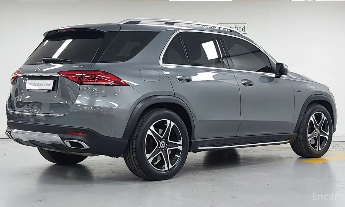 Фото 2 - Mercedes-Benz GLE-Class