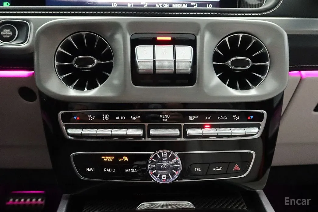 Фото 16 - Mercedes-Benz G-Class