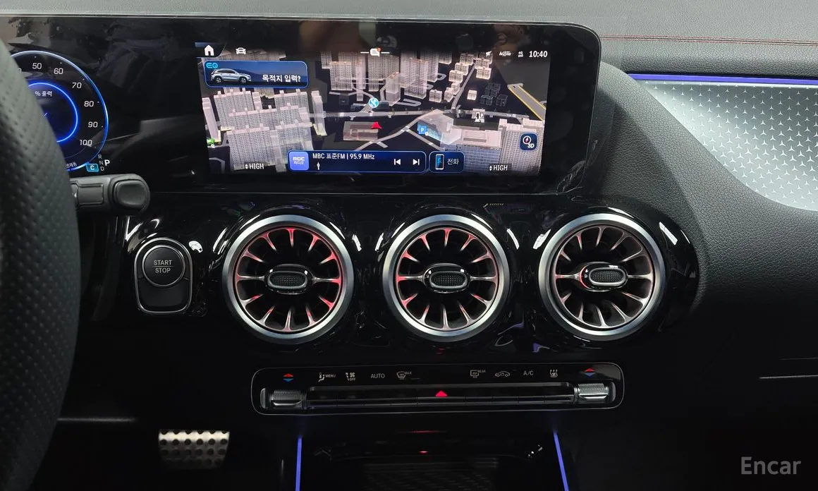 Фото 14 - Mercedes-Benz EQA