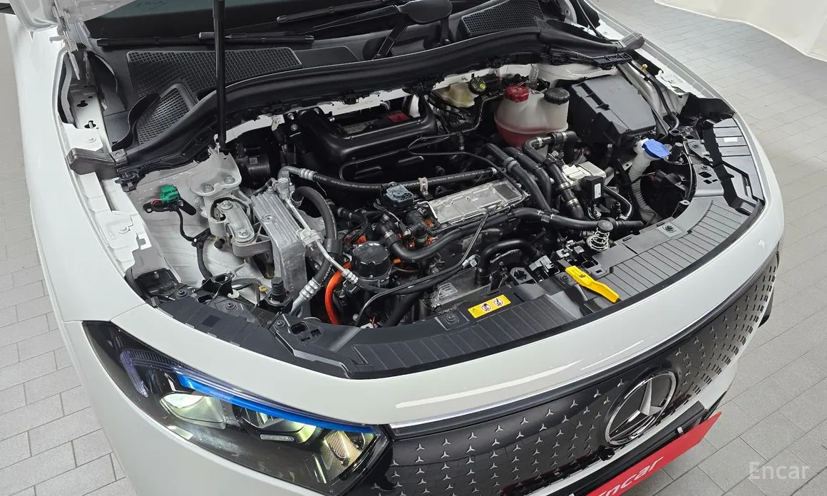 Фото 6 - Mercedes-Benz EQA