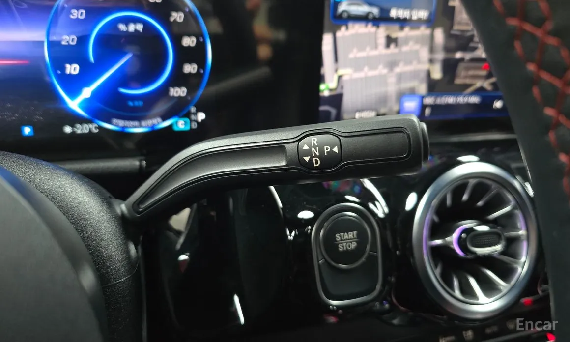 Фото 9 - Mercedes-Benz EQA