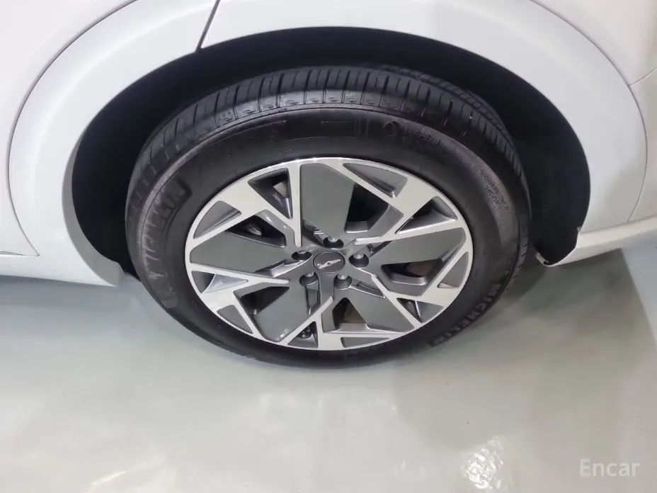 Фото 20 - Genesis GV70