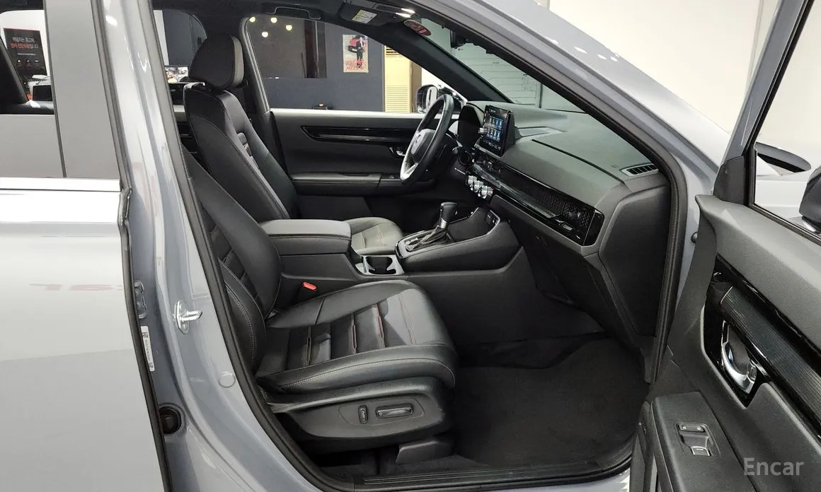 Фото 13 - Honda CR-V