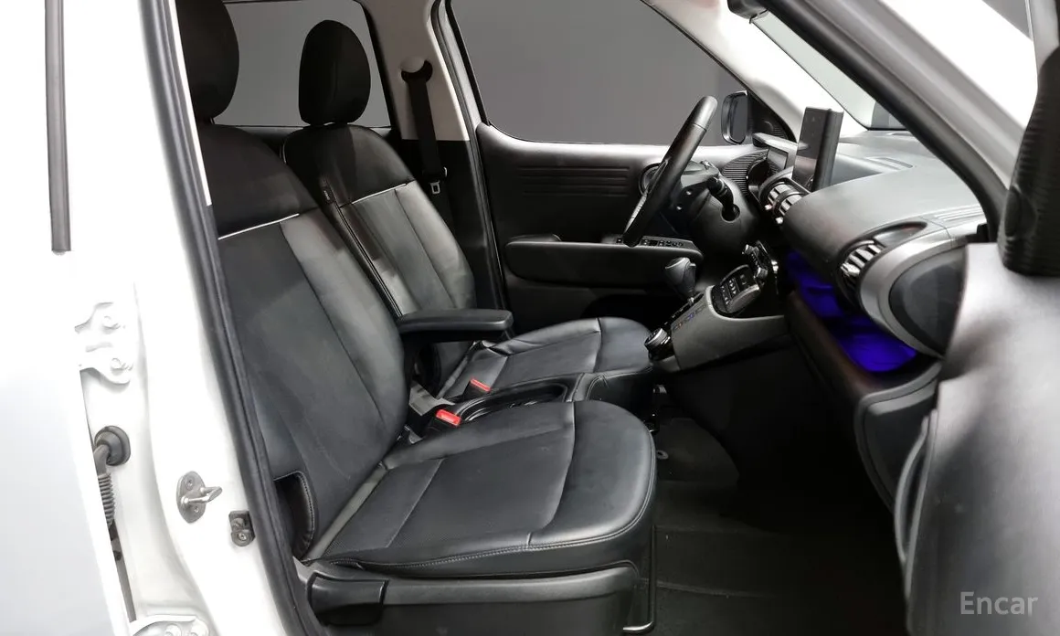 Фото 11 - Hyundai Casper