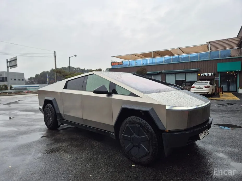 Фото 4 - Tesla Cybertruck