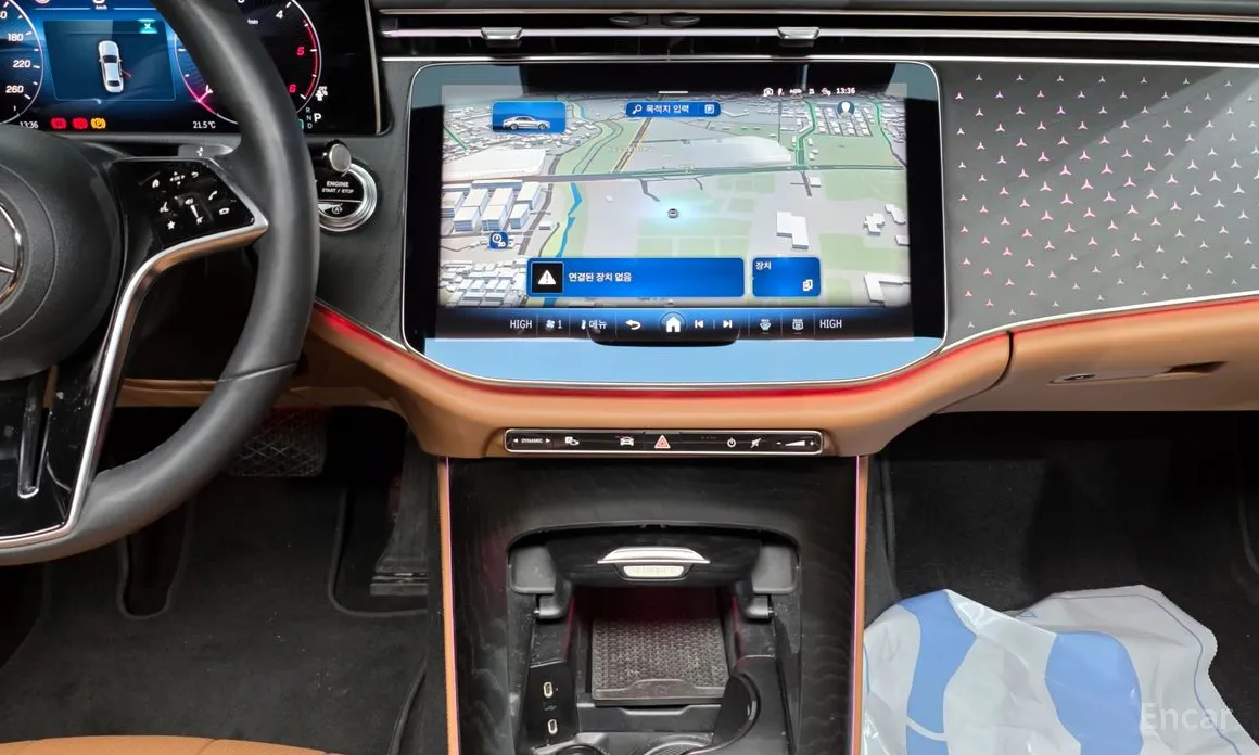 Фото 14 - Mercedes-Benz E-Class