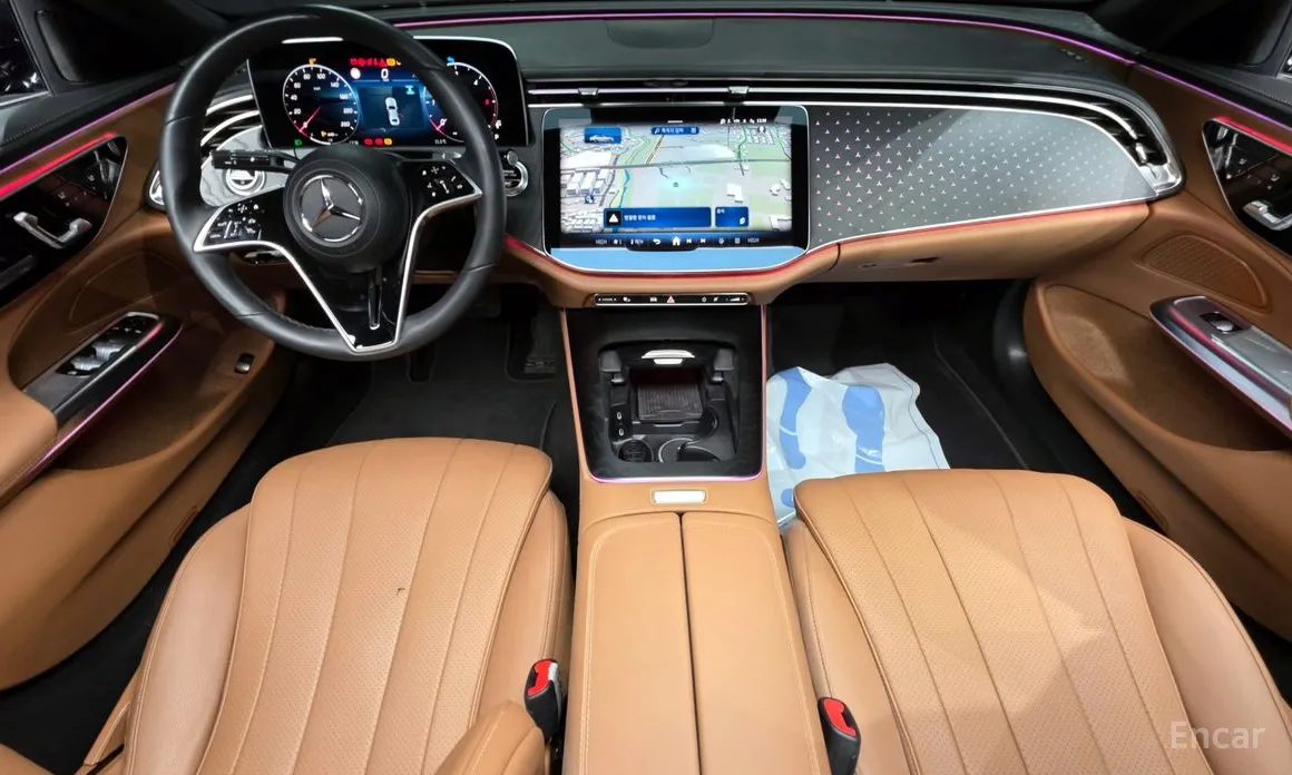 Фото 7 - Mercedes-Benz E-Class