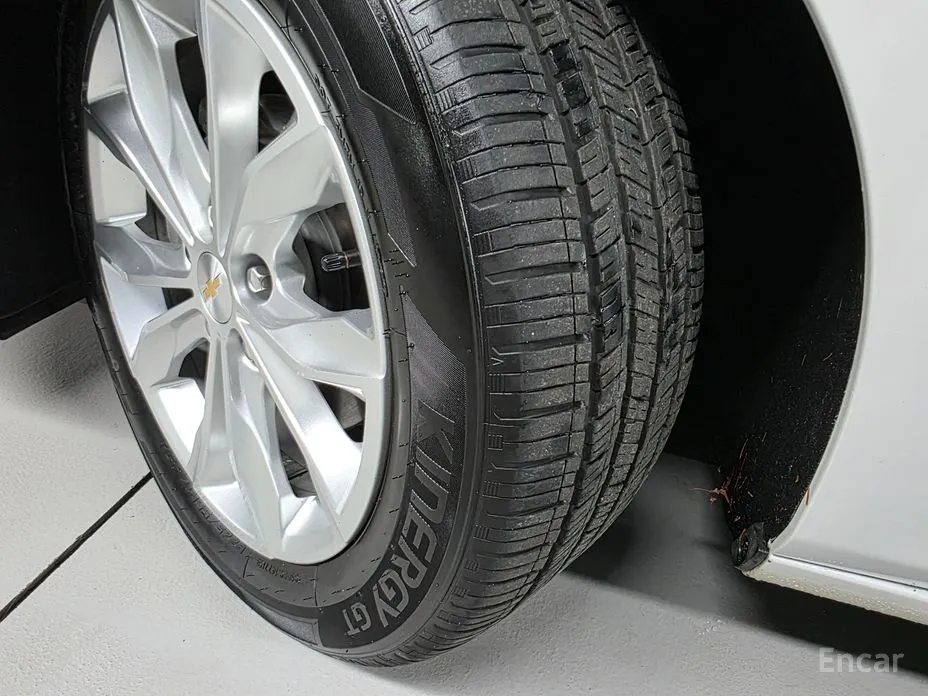 Фото 19 - Chevrolet Malibu