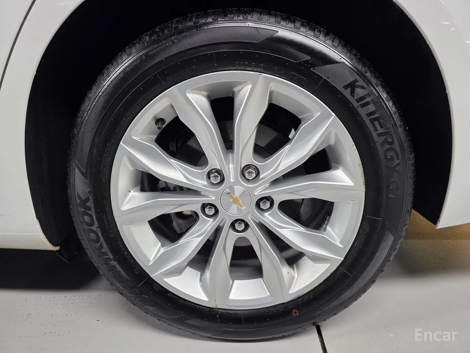 Фото 20 - Chevrolet Malibu