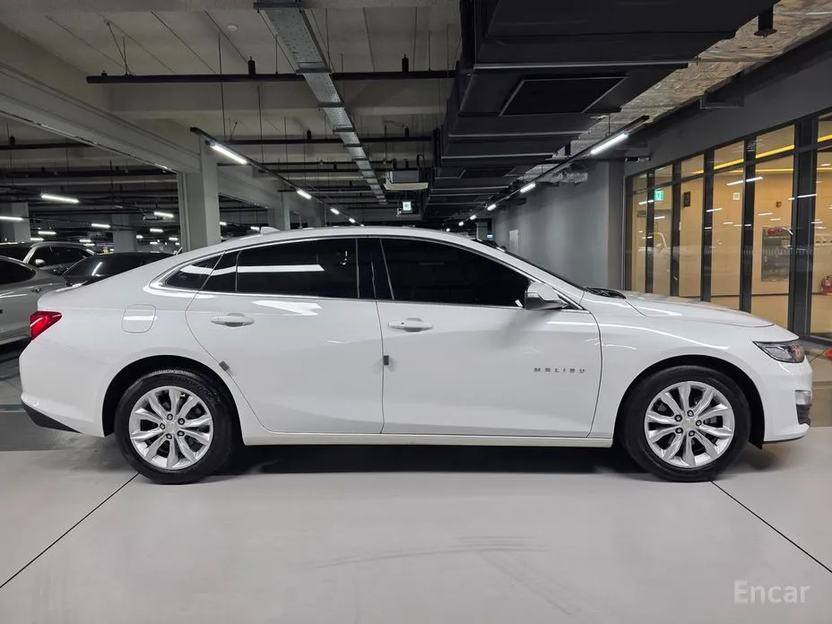 Фото 3 - Chevrolet Malibu