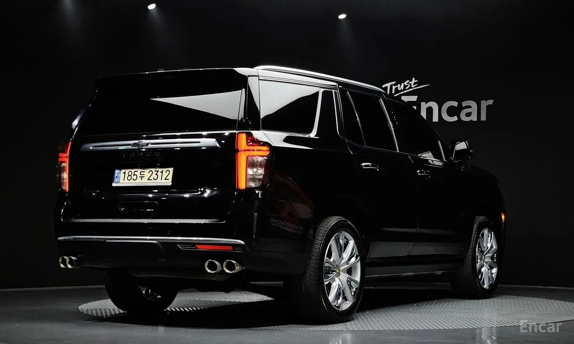 Фото 2 - Chevrolet Tahoe