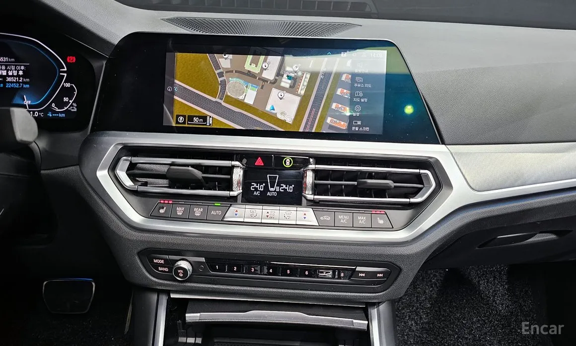 Фото 18 - BMW 3 Series