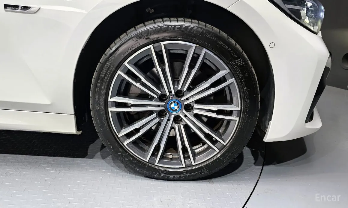 Фото 5 - BMW 3 Series