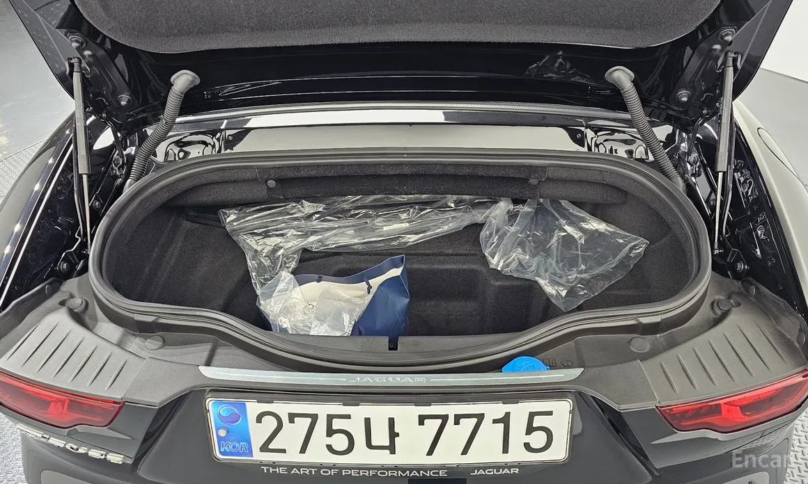 Фото 19 - Jaguar F-Type