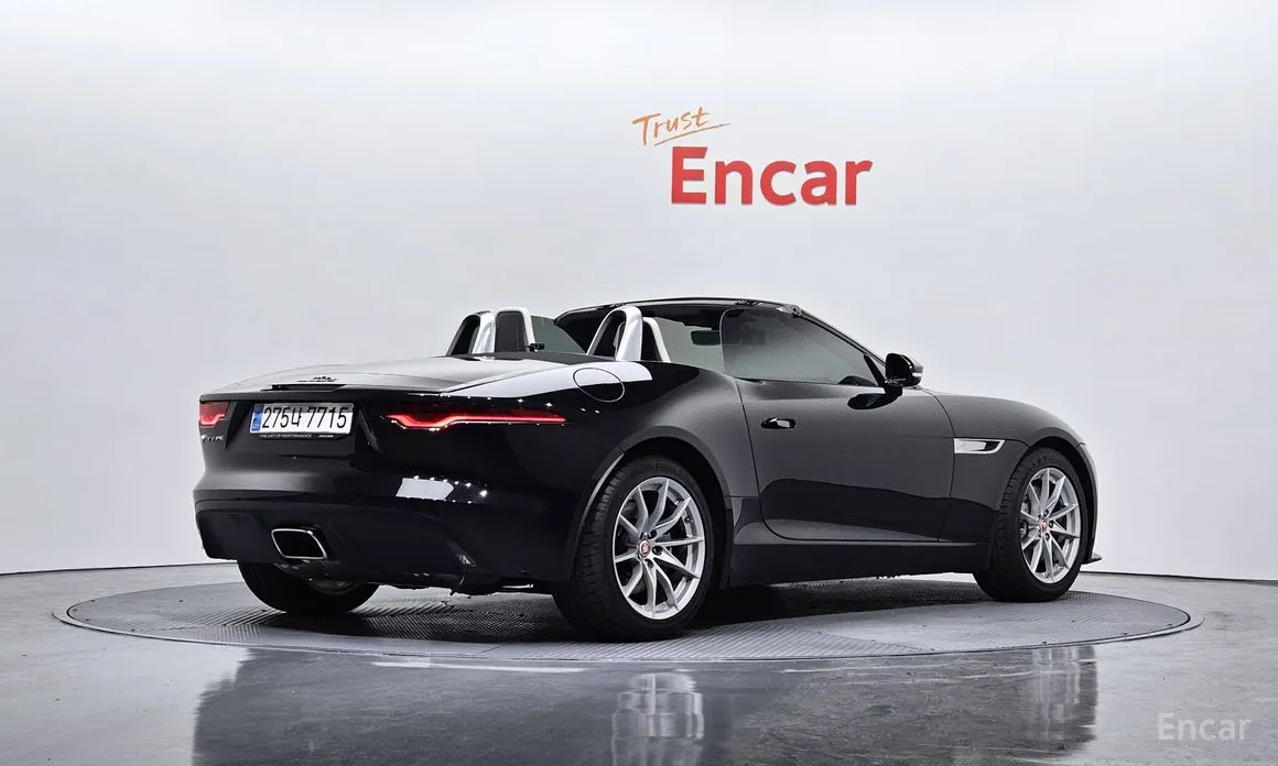 Фото 2 - Jaguar F-Type