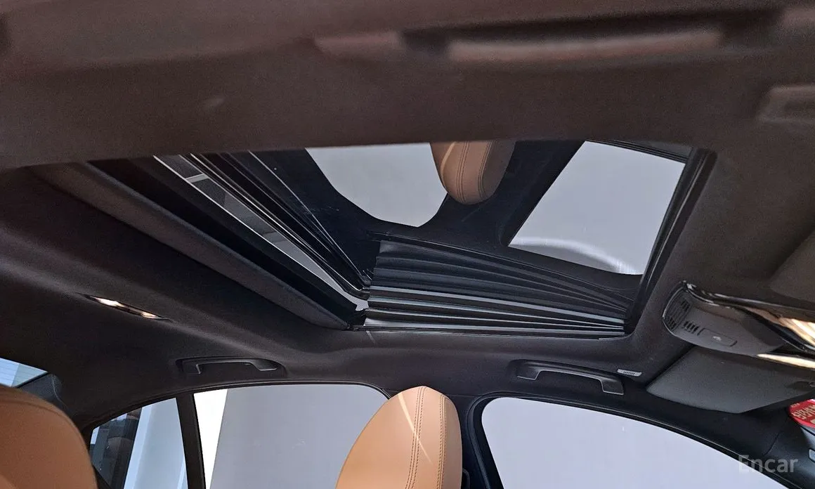 Photo 19 - BMW 3 Series