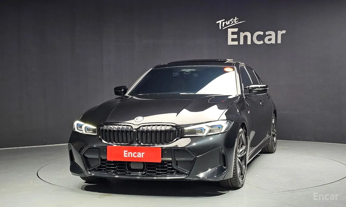 Photo 3 - BMW 3 Series