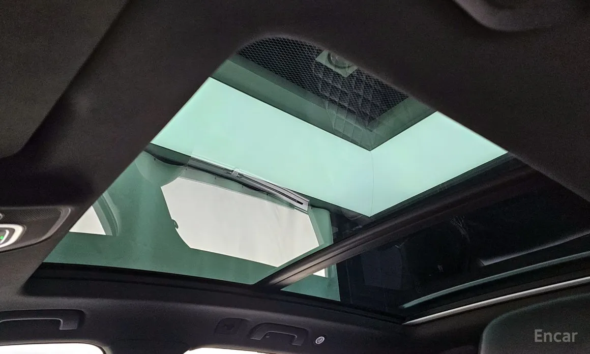 Фото 19 - Audi Q7