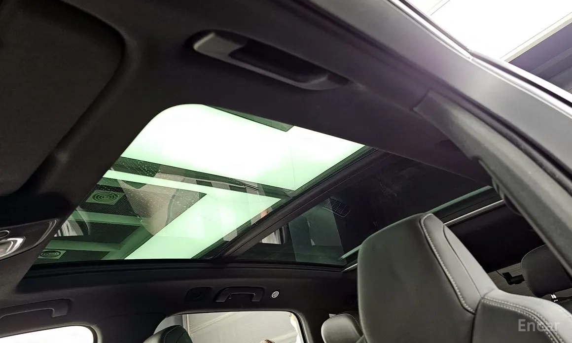 Фото 18 - Audi Q7