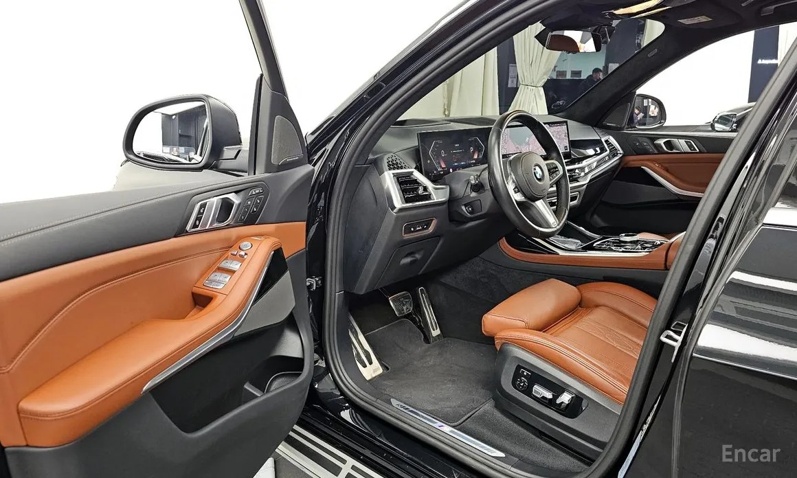 Фото 10 - BMW X7