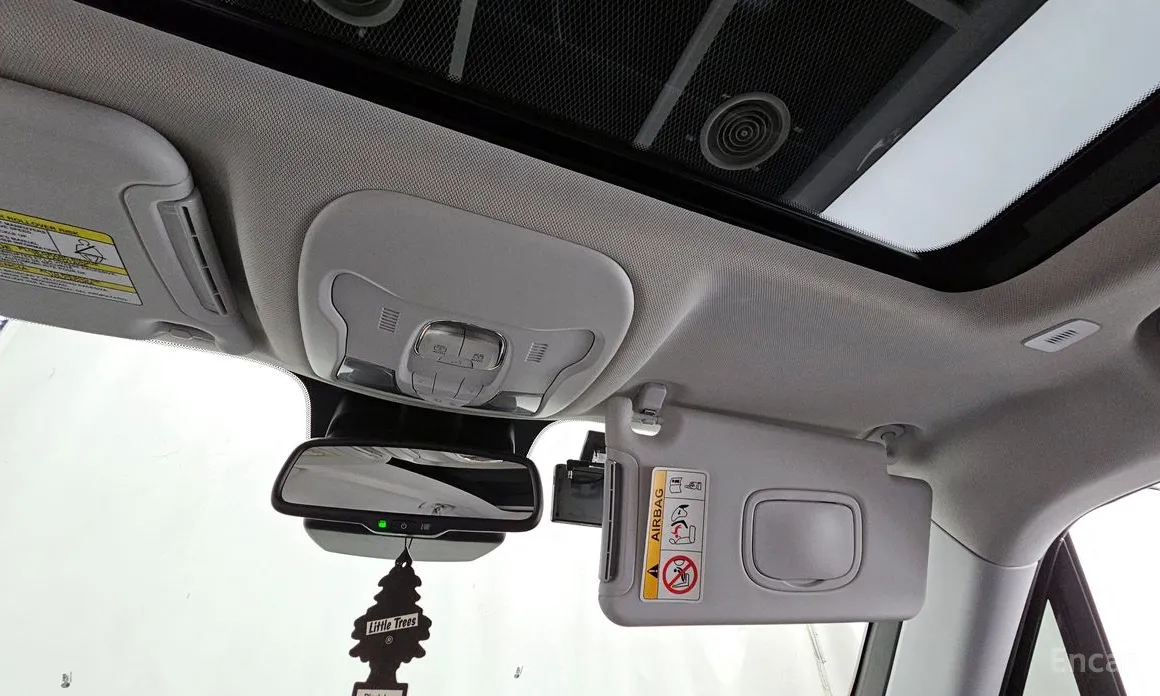 Фото 18 - Jeep Renegade