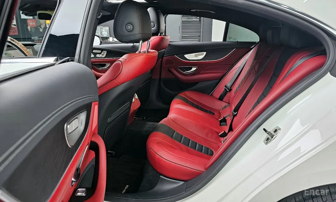 Фото 13 - Mercedes-Benz CLS-Class