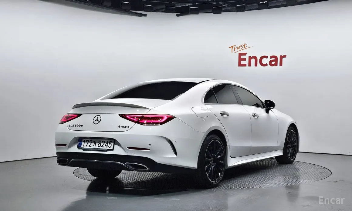 Фото 2 - Mercedes-Benz CLS-Class