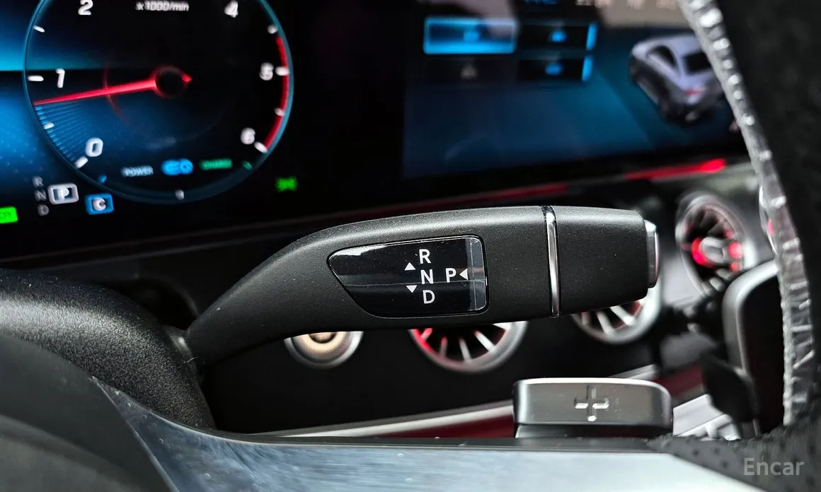 Фото 9 - Mercedes-Benz CLS-Class