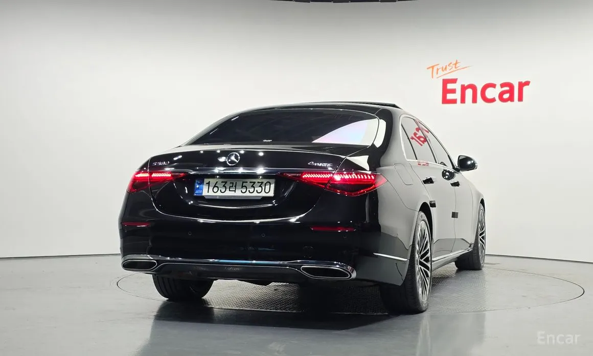 Фото 4 - Mercedes-Benz S-Class