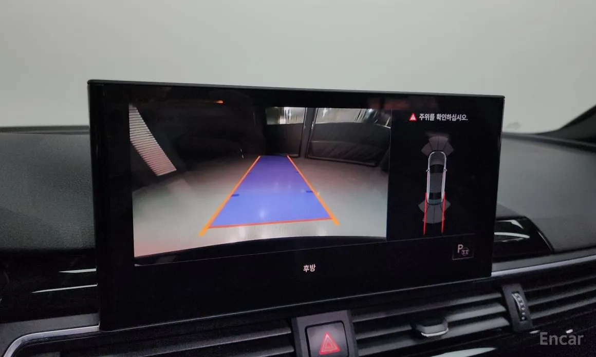 Фото 15 - Audi A4