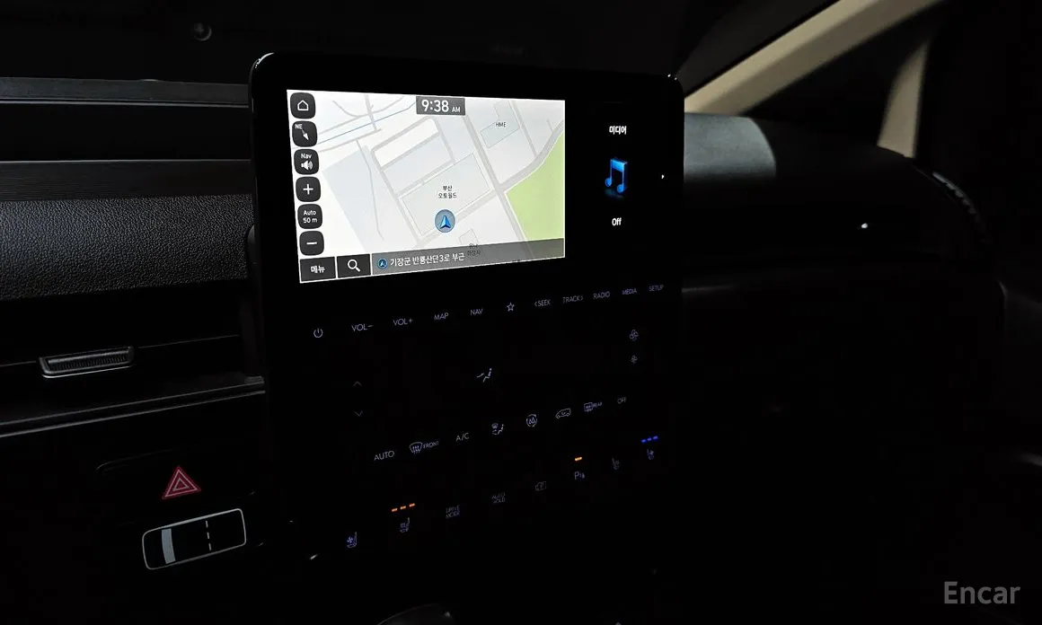 Фото 15 - Hyundai Staria