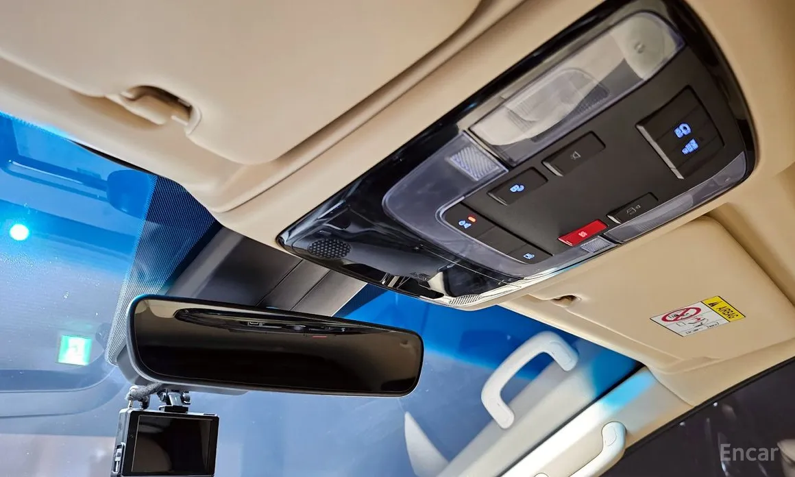 Фото 19 - Hyundai Staria