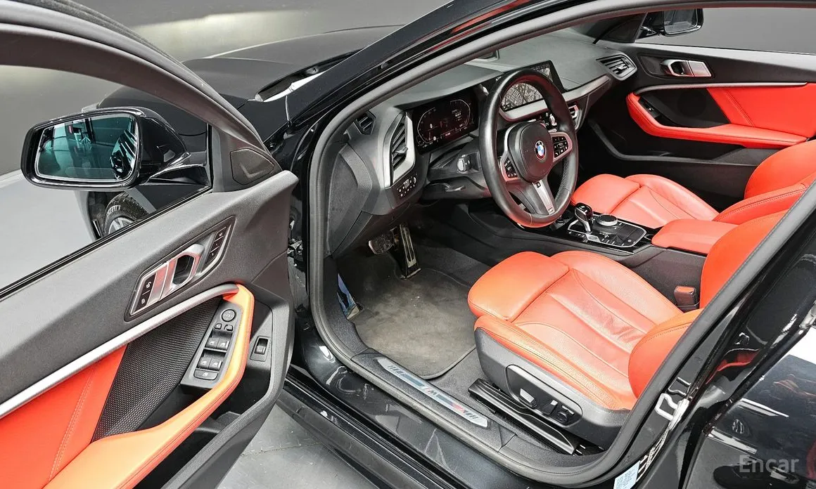 Фото 12 - BMW 1 Series