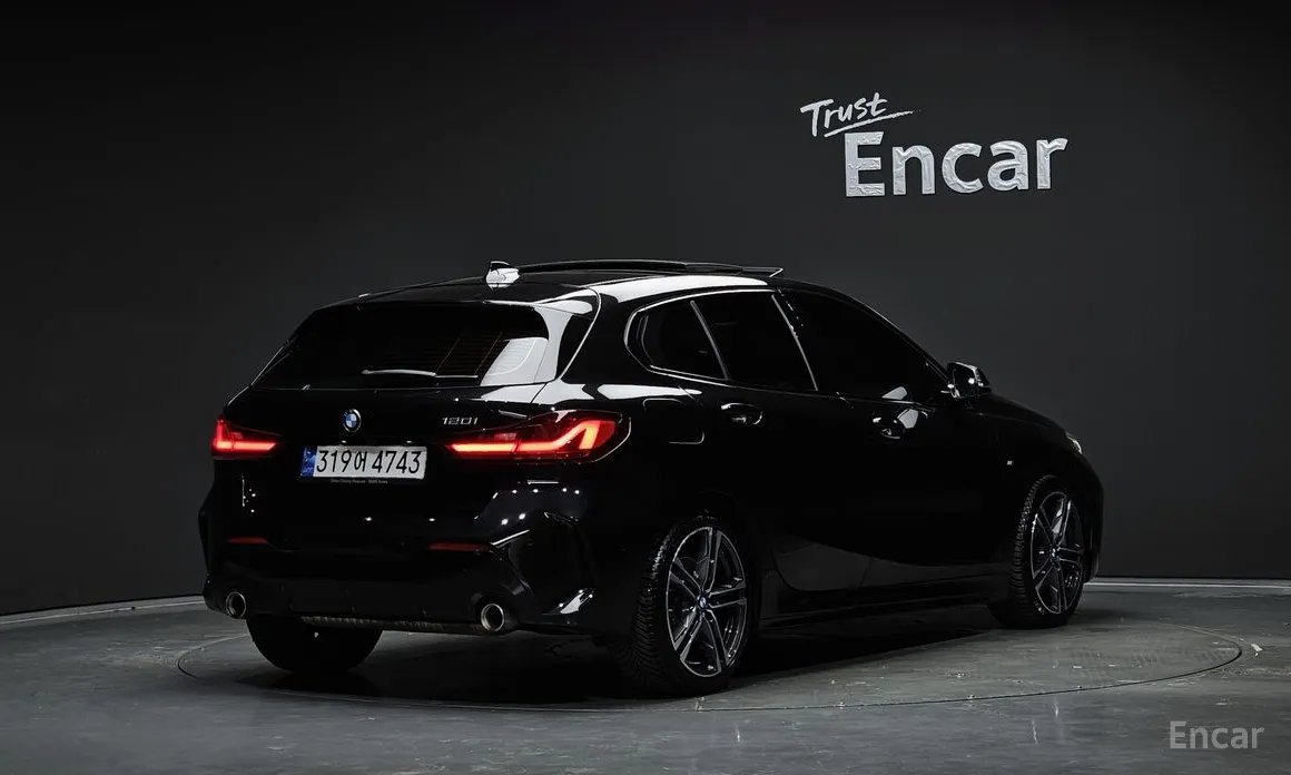 Фото 2 - BMW 1 Series