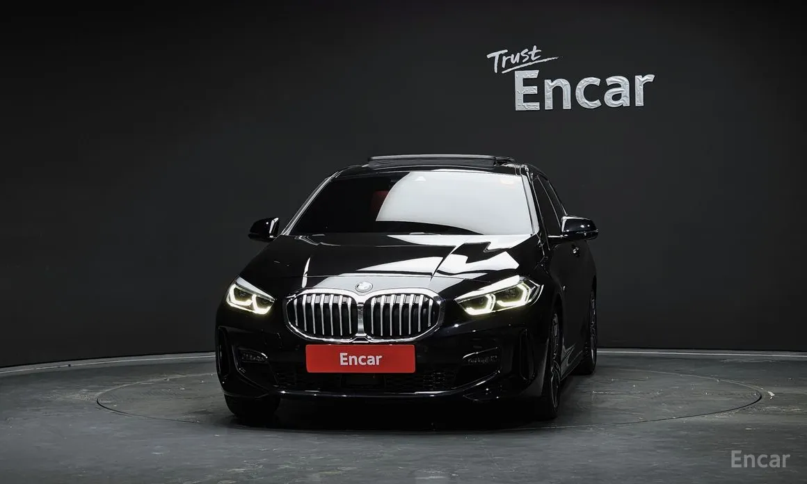 Фото 3 - BMW 1 Series