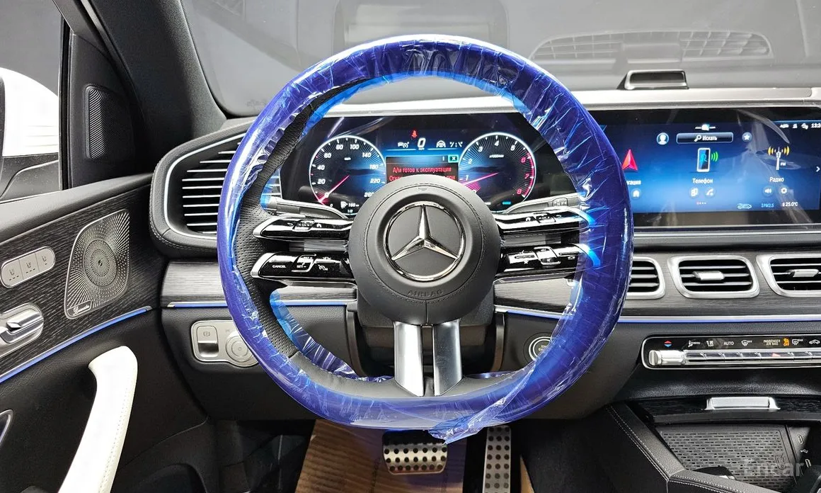 Фото 13 - Mercedes-Benz GLE-Class