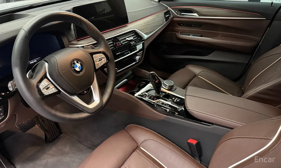 Фото 15 - BMW Gran Turismo