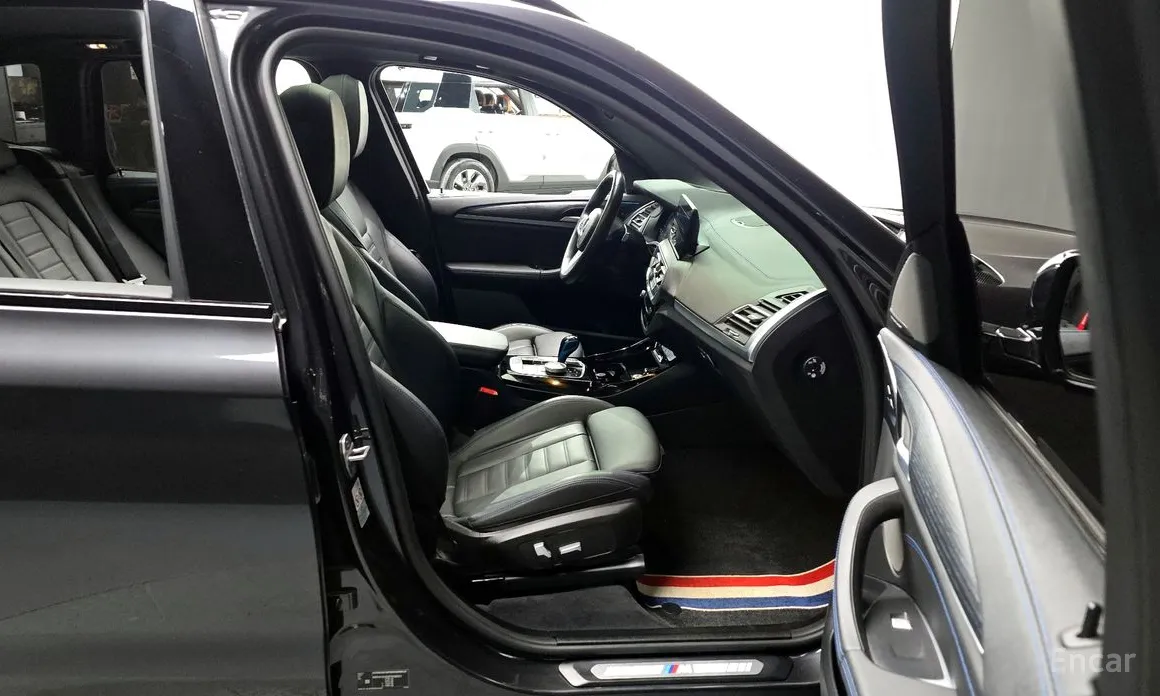 Фото 11 - BMW iX3