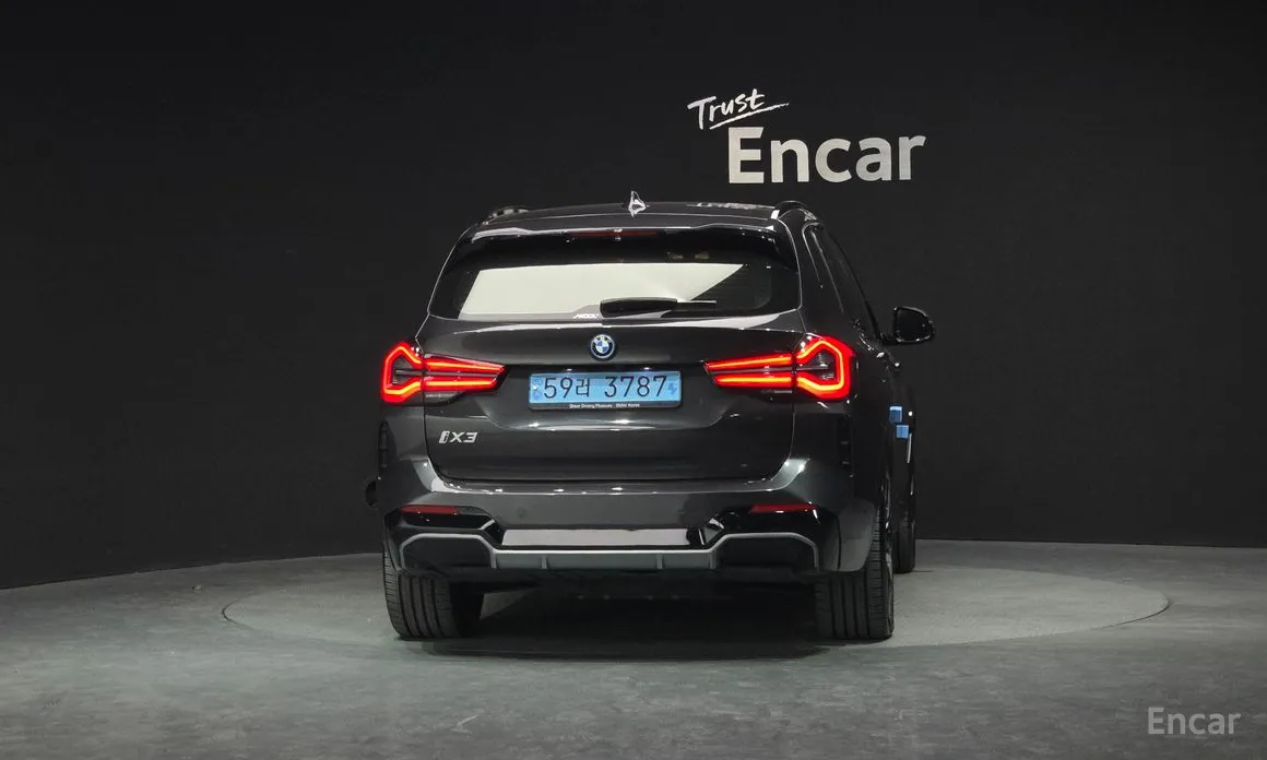 Фото 4 - BMW iX3